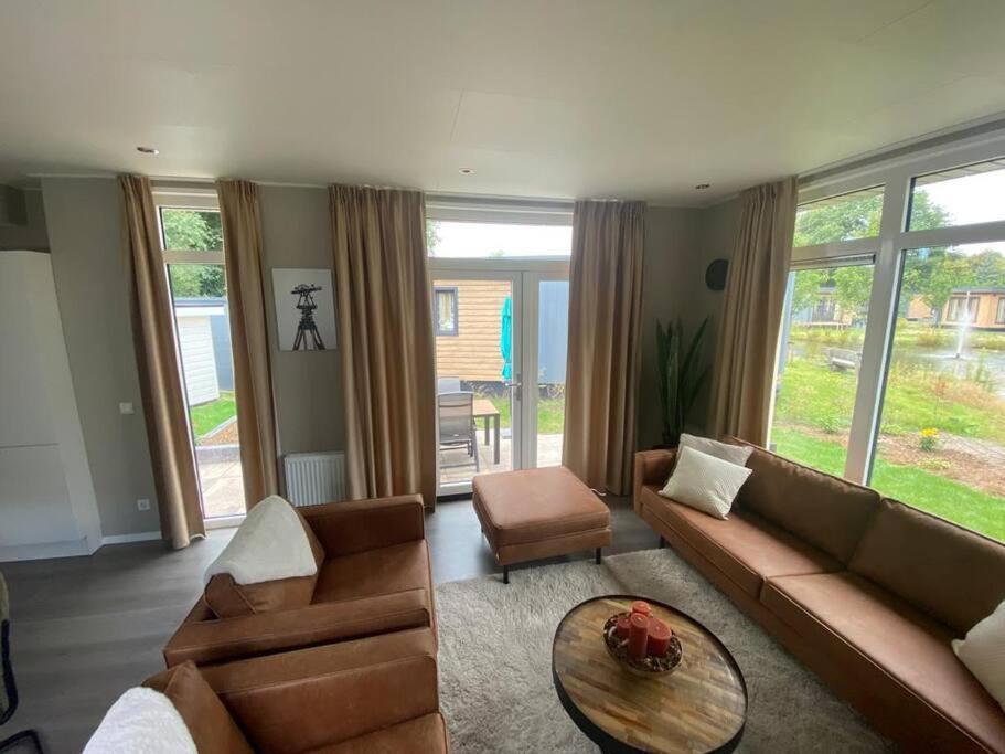 Kindvriendelijk Luxe Chalet In De Bossen Met Prive Sauna Harderwijk Exterior photo